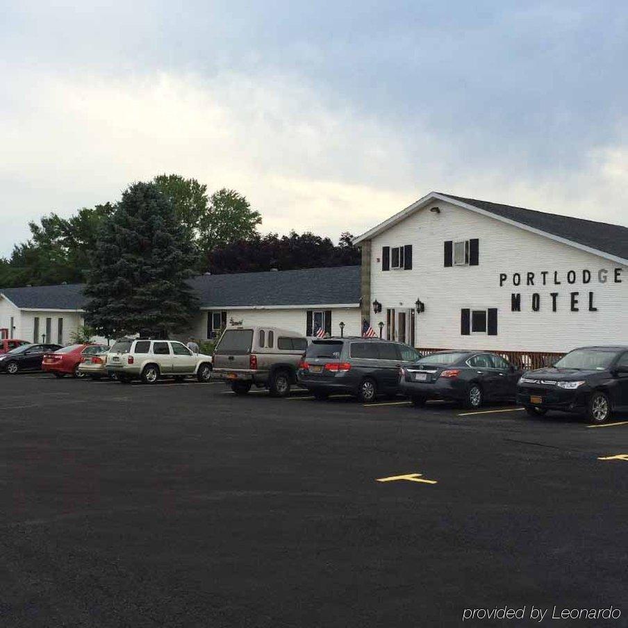 Port Lodge Motel Pulaski Экстерьер фото